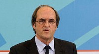 El Ministro de Educación, Ángel Gabilondo, presentó ayer un plan de 104 medidas que servirán de base para la puesta en marcha del tan cacareado «pacto educativo», cuyo loable objetivo [&hellip;]