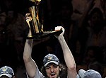 La madrugada de ayer lunes, Pau Gasol ha conseguido otro hito más en su carrera baloncestística: ganar el anillo de campeón de la NBA con el equipo de «Los Angeles [&hellip;]