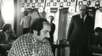 Al hilo de mi anterior artículo sobre Jaan Eslon, en septiembre de 1989 también visitó nuestro club del Real Grupo de Cultura Covadonga otro eminente jugador, en este caso bastante [&hellip;]
